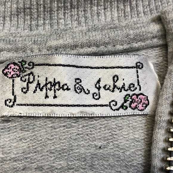 Pippa&Julie Grey and White Sweater Child size 3T - Picture 6 of 7